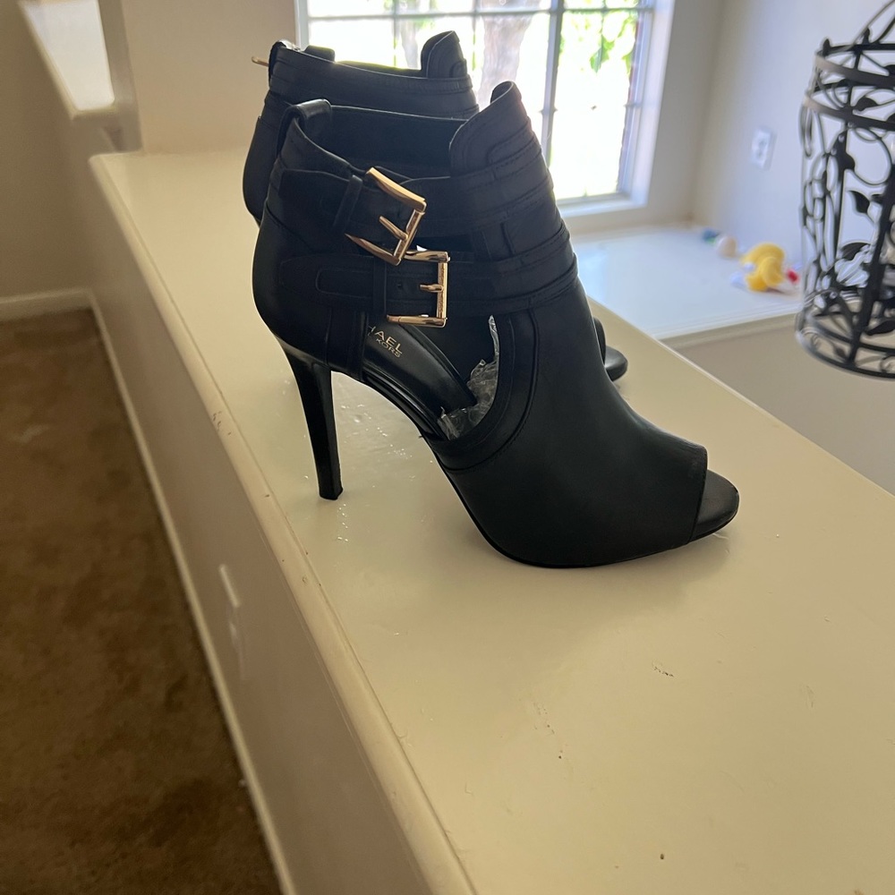 Michael Kors Heels